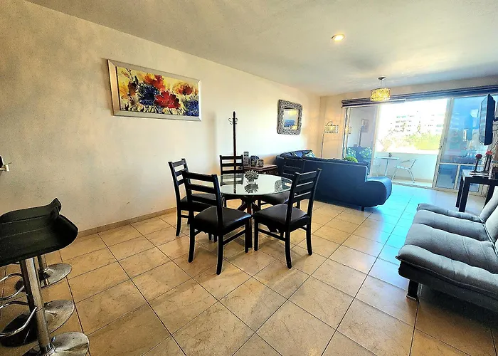 Bahia Del Tezal 202b: 2br/2bt Condo, Big Pool, 5 Minutes Walk To Beach! * Cabo San Lucas